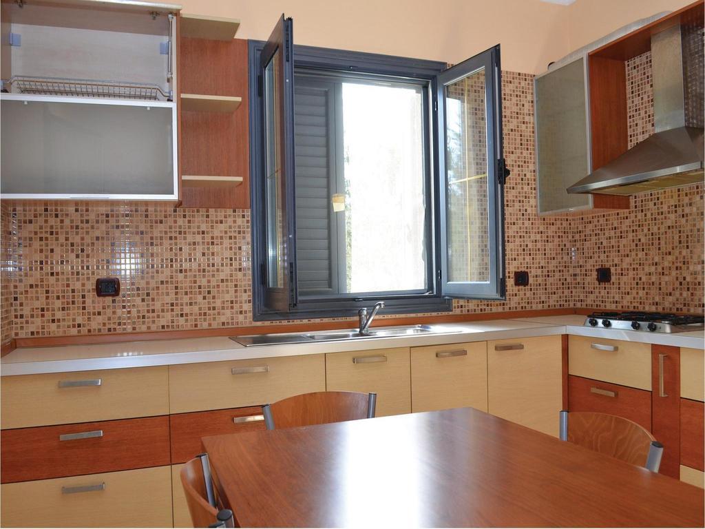 Holiday Home Pishat E Buta 28 โกเลม ภายนอก รูปภาพ