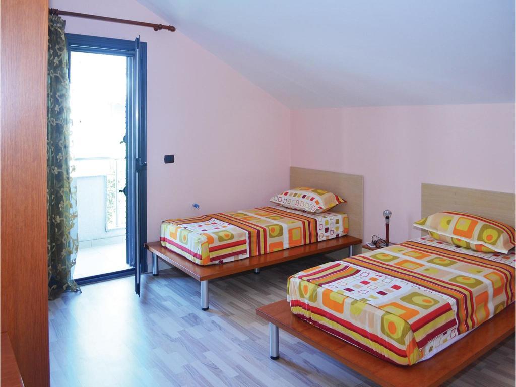 Holiday Home Pishat E Buta 28 โกเลม ภายนอก รูปภาพ