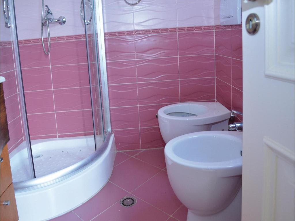 Holiday Home Pishat E Buta 28 โกเลม ภายนอก รูปภาพ