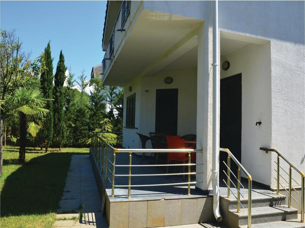 Holiday Home Pishat E Buta 28 โกเลม ภายนอก รูปภาพ