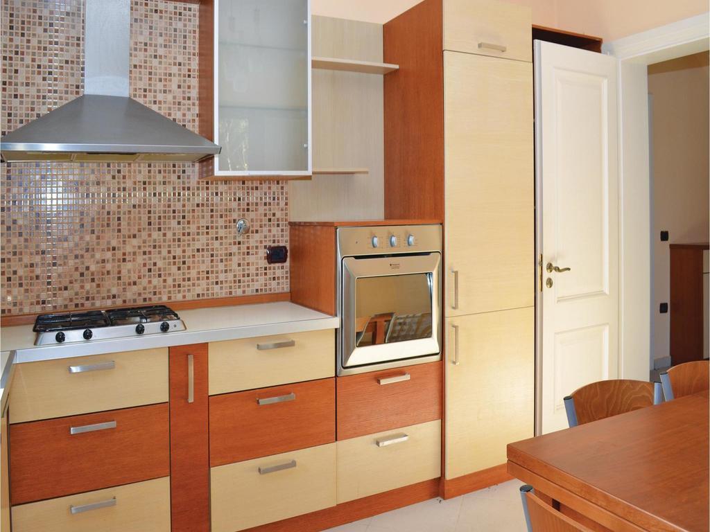 Holiday Home Pishat E Buta 28 โกเลม ภายนอก รูปภาพ