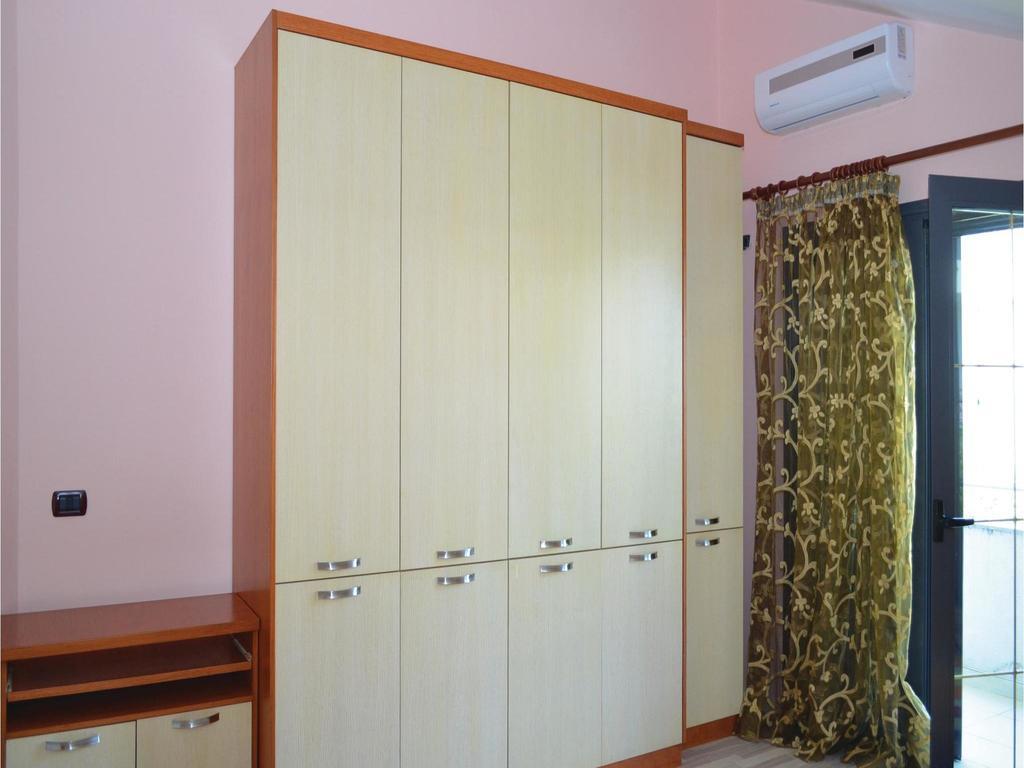 Holiday Home Pishat E Buta 28 โกเลม ภายนอก รูปภาพ