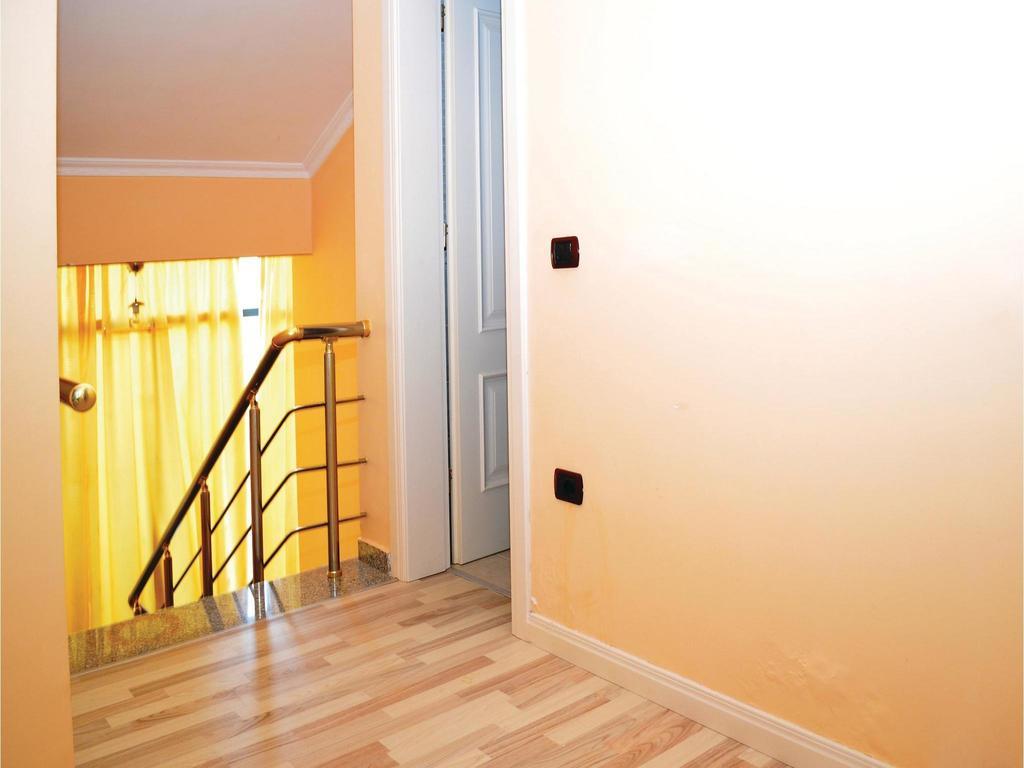 Holiday Home Pishat E Buta 28 โกเลม ภายนอก รูปภาพ