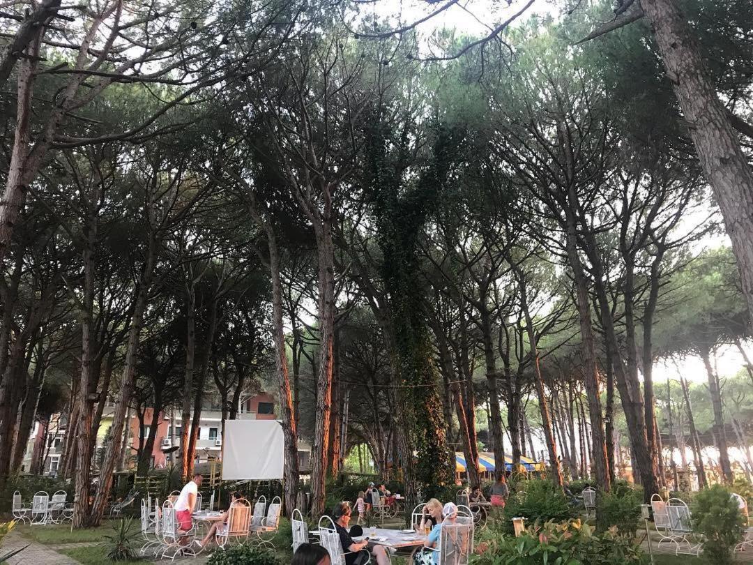 Holiday Home Pishat E Buta 28 โกเลม ภายนอก รูปภาพ