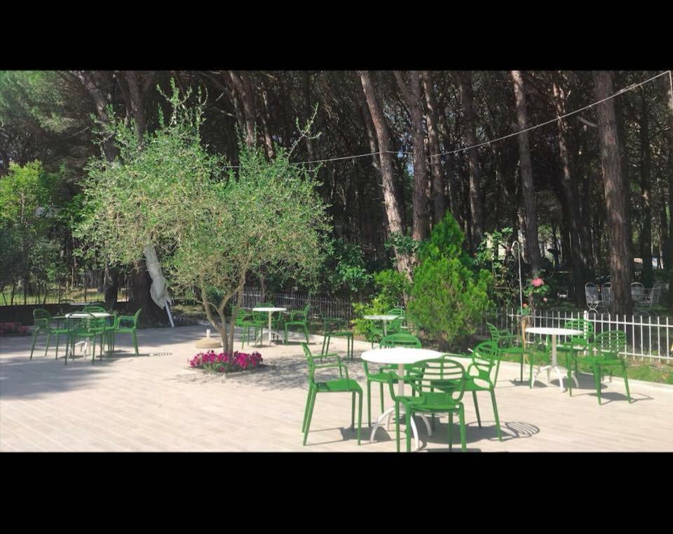 Holiday Home Pishat E Buta 28 โกเลม ภายนอก รูปภาพ