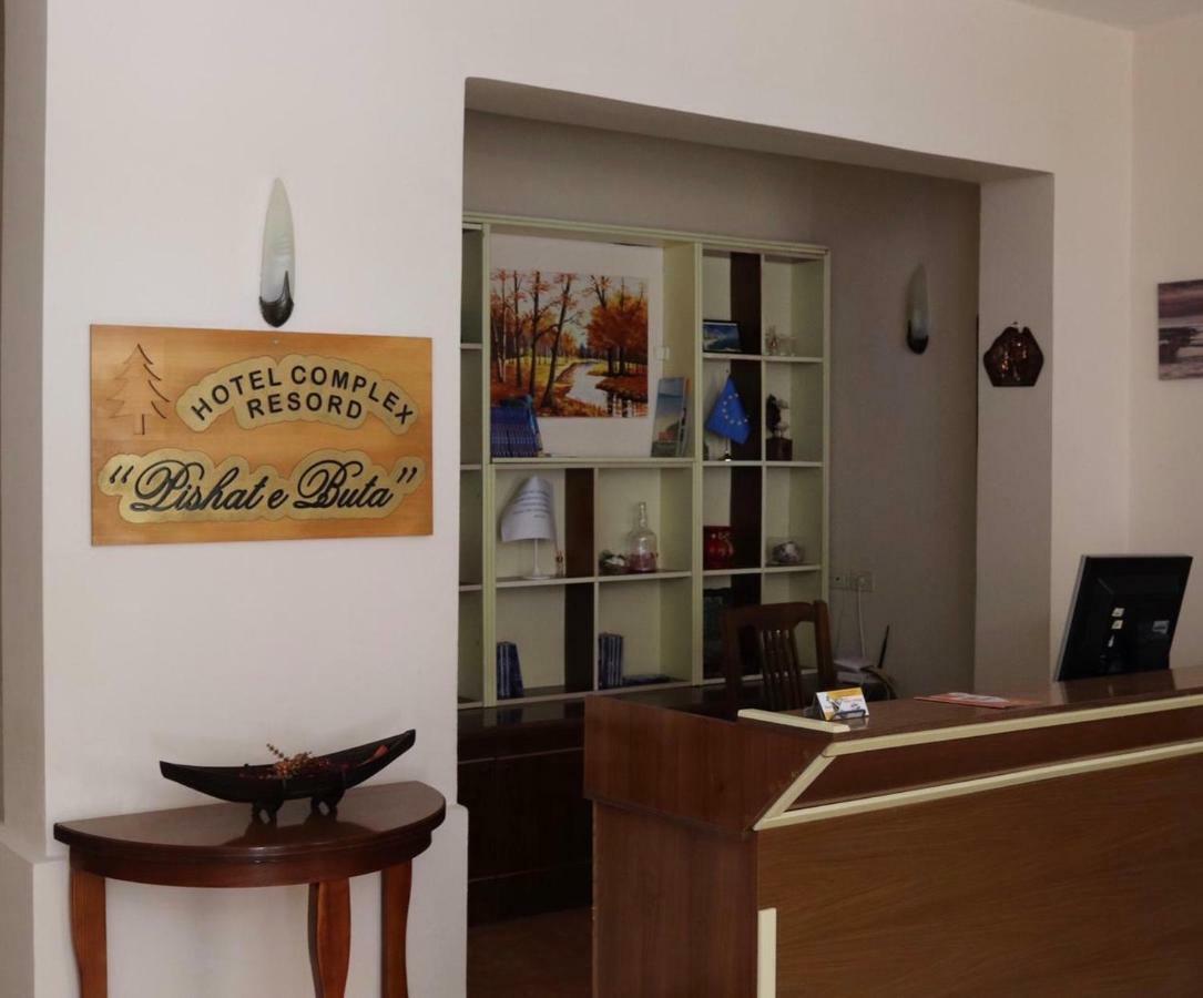 Holiday Home Pishat E Buta 28 โกเลม ภายนอก รูปภาพ