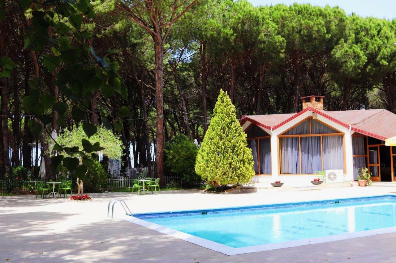 Holiday Home Pishat E Buta 28 โกเลม ภายนอก รูปภาพ